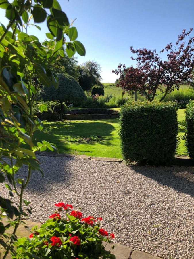 The Hollow Bed And Breakfast Great Longstone 外观 照片