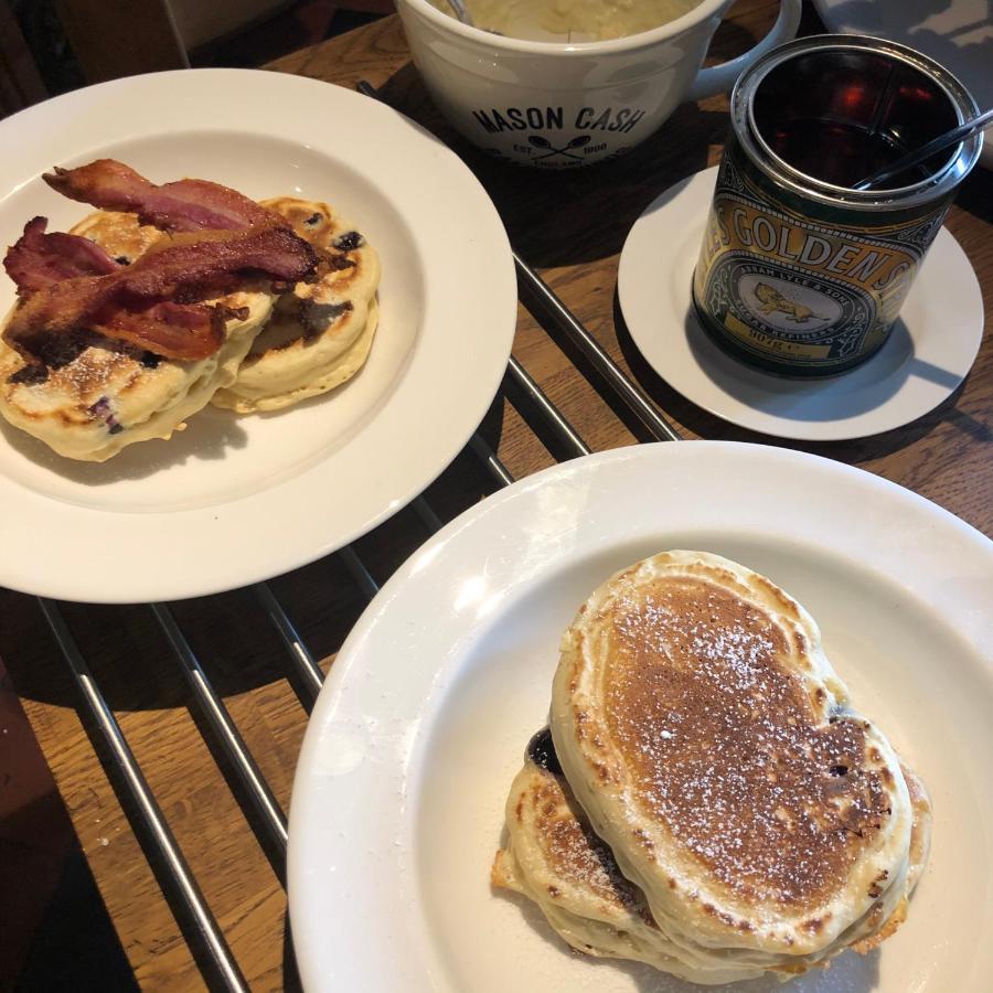 The Hollow Bed And Breakfast Great Longstone 外观 照片