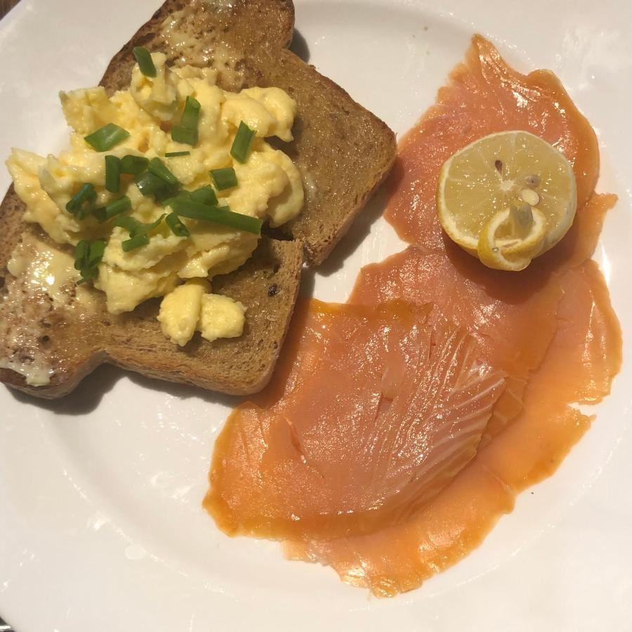 The Hollow Bed And Breakfast Great Longstone 外观 照片
