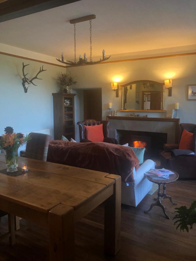 The Hollow Bed And Breakfast Great Longstone 外观 照片